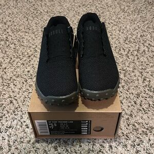 NoBull SF Turf Trainer Low W7 / M5.5 Black/Olive EUC